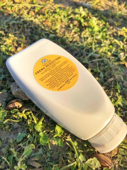 Envase de crema reductora de Sayab