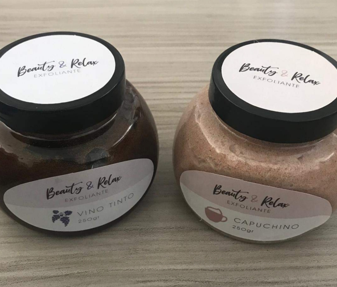 Kit de exfoliantes faciales vino tinto y capuchino