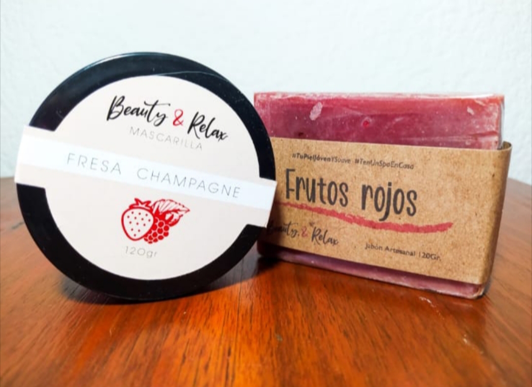 Kit de mascarilla facial de fresa champagne y jabón artesanal de frutos rojos