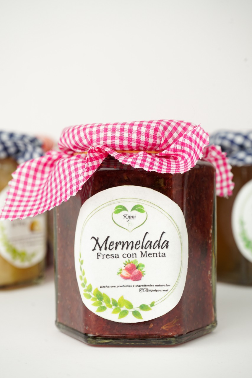 Mermelada de fresa con menta