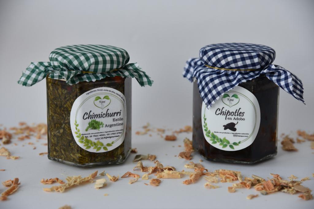 Chimichurri Estilo Argentino y Chipotles Estilo Puebla