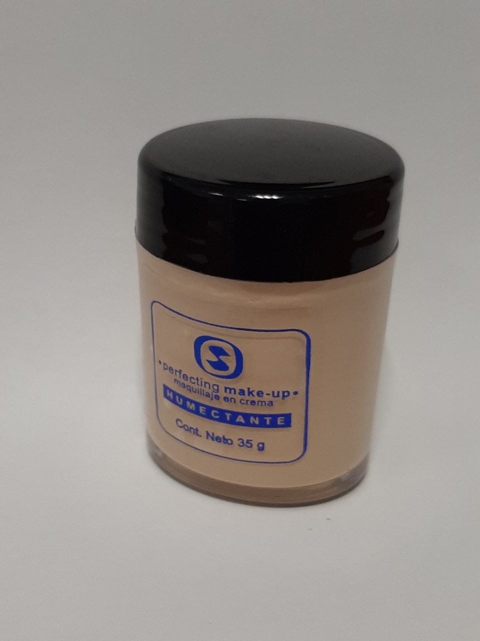 MAQUILLAJE EN CREMA
